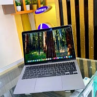 MacBook Air M1 (2020) – 13.3" | 8GB RAM | 256GB SSD